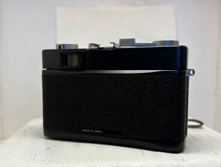 Cámara Chinon telemetrica 35 EE Negra