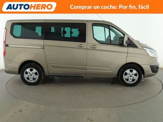 Ford Tourneo Custom 2.2 TDCi 300 L1 Tourneo Titanium