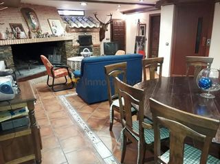 Chalet en venta en Valdepeñas