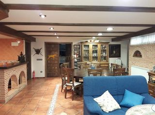 Chalet en venta en Valdepeñas