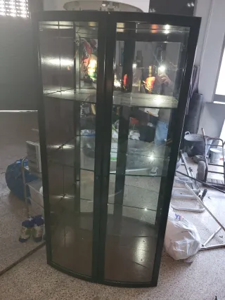 Vitrina 4 baldas cristal y metal