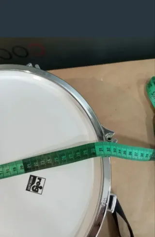 Tambor Reig Parade Drums con baquetas