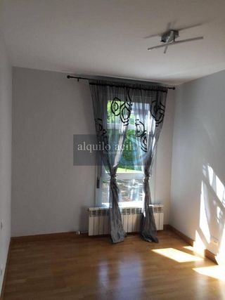 Piso en alquiler en Universidad - Los Lirios en Logroño