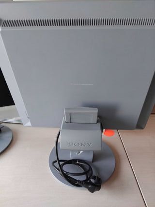 2 Pantallas Sony Plata