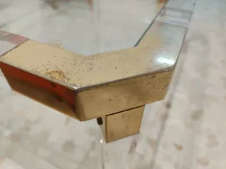 Mesa centro cristal y dorado