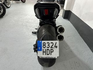 DUCATI DIAVEL CARBÓN