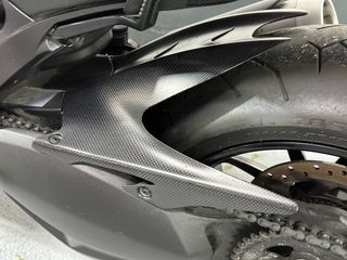 DUCATI DIAVEL CARBÓN