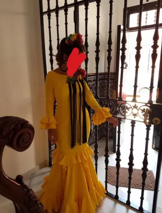 Traje de Flamenca Amarillo