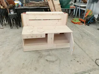 Servicios de carpintería y pintura