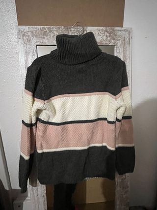 Jersey cuello alto rayas gris y rosa