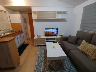 Mueble TV y estantería salón sofá de 2.60 y mesa