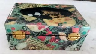 Caja joyero china decorada