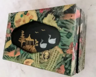 Caja joyero china decorada