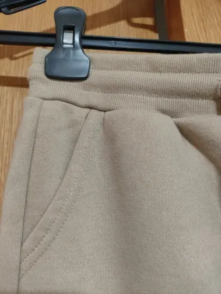 Pantalón jogger Super Mario