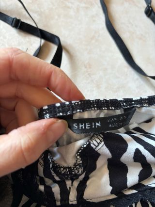 Top fantasia zebra pizzo nero