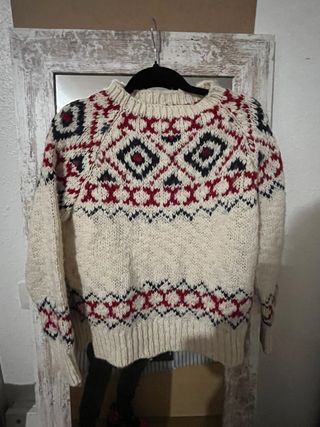 Jersey Oysho Beige y Rojo