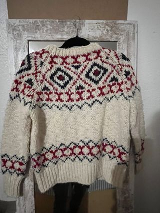 Jersey Oysho Beige y Rojo