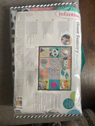 Alfombra sensorial para bebé