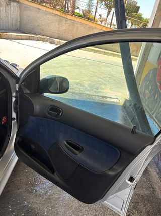 Peugeot 206 1.4 XR 2002