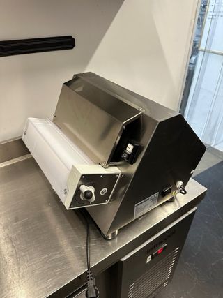 Laminadora Masa Profesional Restoitalia SPR30UNO