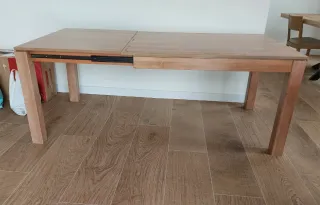 Mesa de comedor extensible de madera