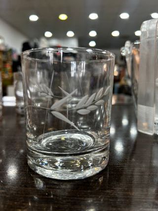Juego vasos-cubitera de whisky de cristal tallado