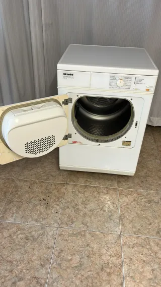 Secadora Miele SOFTTRONIC T 4162