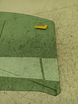 LUNA DELANTERA DERECHA CITROEN C3 HM01