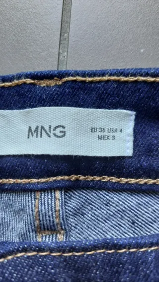 Pantalón tejano MANGO