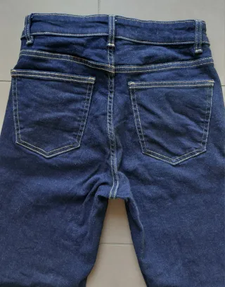 Pantalón tejano MANGO