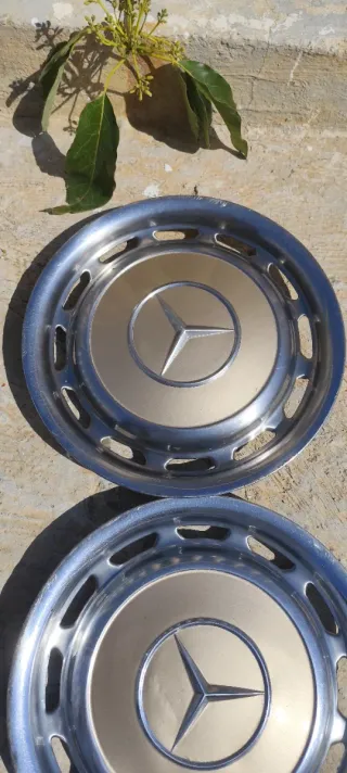 Tapacubos Mercedes W123 (Juego de 4)
