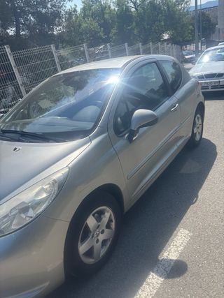 Peugeot 207 2007
