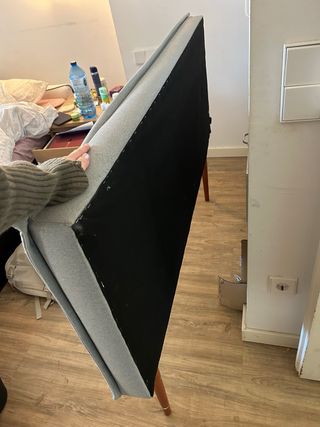 Cabecero tapizado gris Maisons du Monde