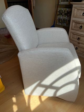 Butaca Mimma beige tela nueva sin usar