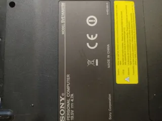 Portátil Sony Vaio SVE14AA11M Rosa