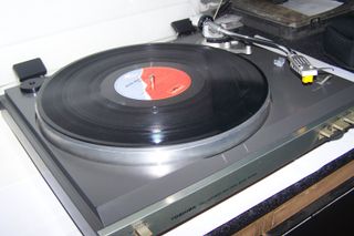 Tocadiscos Toshiba Vintage Automático