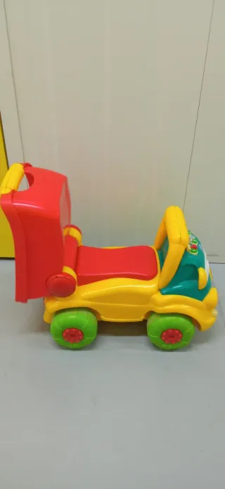 Coche correpasillos parlanchín VTech