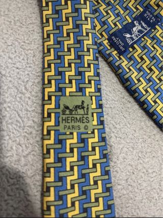 Cravatta Hermes Design Geometrico