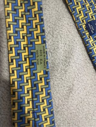 Cravatta Hermes Design Geometrico