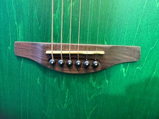 Guitarra Electroacústica Verde Esmeralda