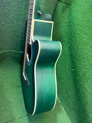 Guitarra Electroacústica Verde Esmeralda