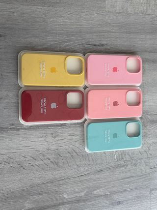 Fundas iPhone 15 Pro Apple