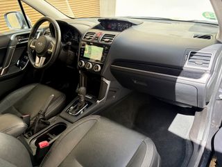Subaru Forester 2.0 Lineartronic Executive Plus