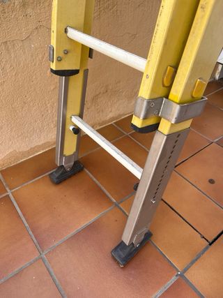 Escalera Fibra 16 Peldaños