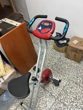 Máquina Abdominales y Bicicleta Estática