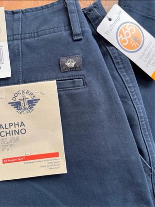 Pantalón Dockers Chino Slim Fit Azul Marino 32x34.