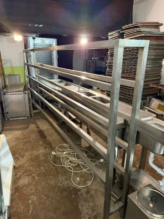 Estantería metálica industrial