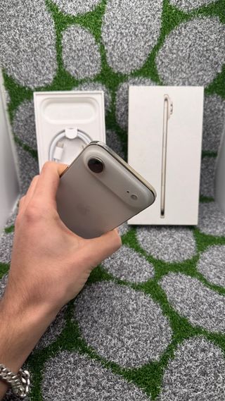 iPhone 17 Air 256gb gold - Come Nuovo Batt 100%