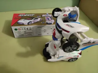 Coche Robot con Luces y Sonido