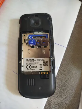 Nokia Movistar Blanco y Negro